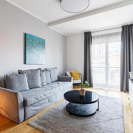 Apartament Kaz52 With Balcony *