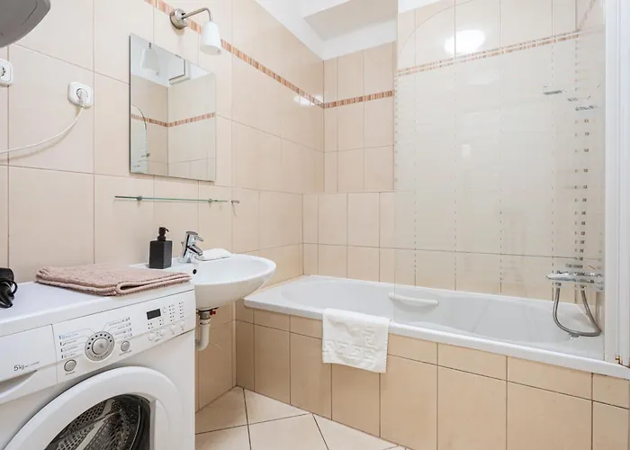 Kaz52 With Balcony Apartament *