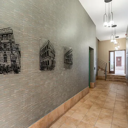 Kaz52 With Balcony ブダペスト