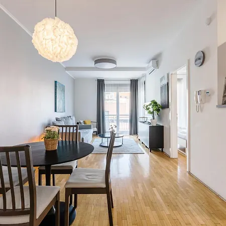 Kaz52 With Balcony *